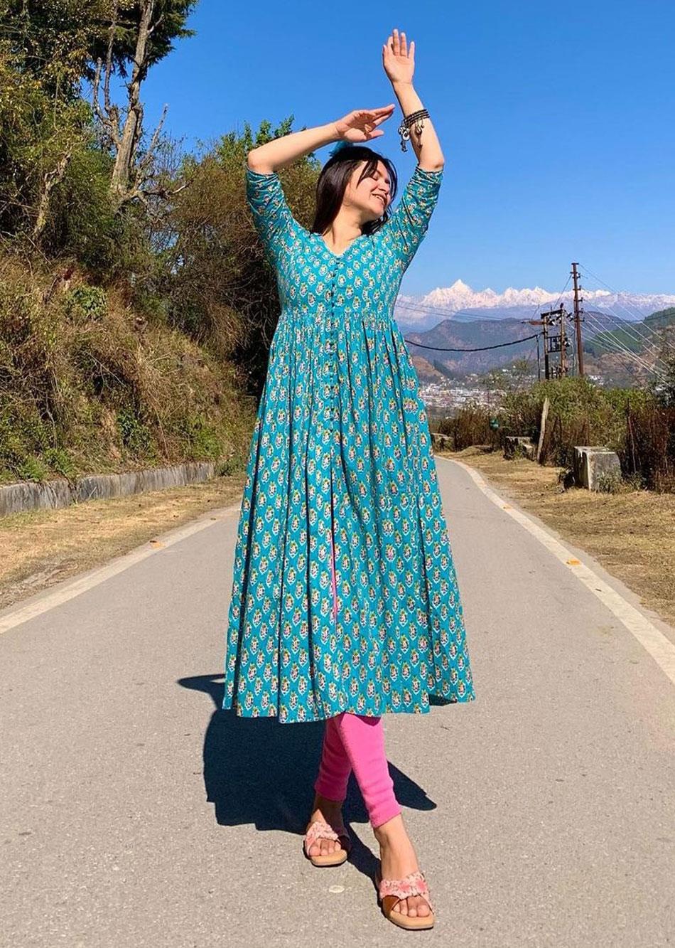 Blue Printed Front Slit Kurta