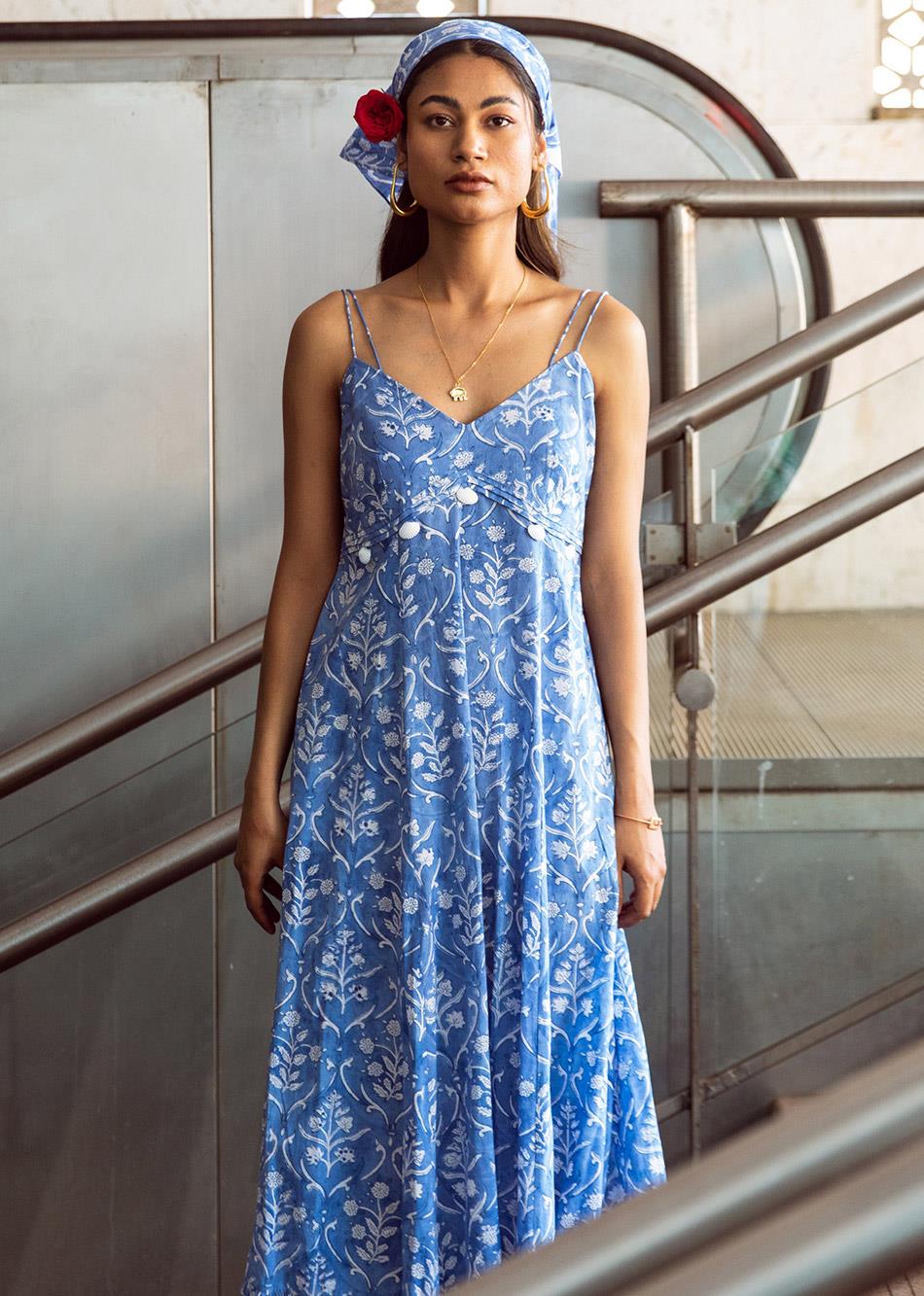  Buy Elegant HandBlock Blue Cotton Strappy Maxi Dresses for Women - JOVI India